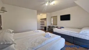 Casa Comilor - Image 2