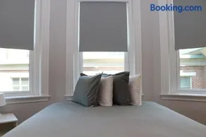 A Stylish Stay w/ a Queen Bed, Heated Floors.. #14 - Image 4