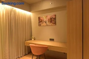 The Signature Suite - Image 2