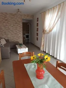 Igli apartments - Image 1