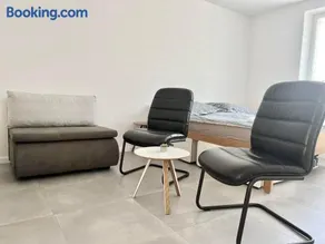 2 Moderné Apartmány 19 a 95 v Súkromí v centre mesta - Image 3