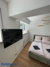 Cozy studio apartment - Image 2