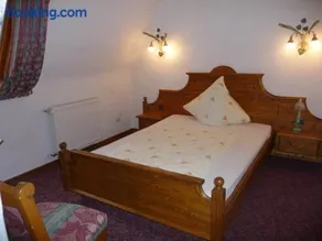 Hotel Haus Tiefenbach - Image 5