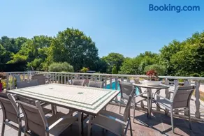 Villa spacieuse avec piscine privée à Saint-Laurent-de-Neste - Image 2