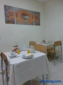 Hostal El Val - Image 2