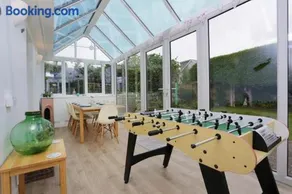 BRIARDENE AT BROADLANDS by BOURNECOAST - A Beautiful Large Family Home with a Garden and Parking in a Popular Area - HB7352 - Image 3