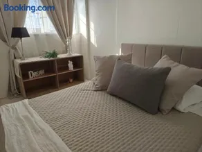 Panora House - Image 2