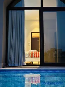 Hawana Lagoon Private villa with private pool - Image 3