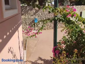 Μεζονέτα 5 υπνοδωμάτια, πλήρως εξοπλισμένη και με φορτιστή ηλεκτρικού αυτοκινήτου - Image 2