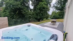 Maison d'hôte au bord de la Rivière avec jacuzzi - Image 1