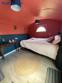 The Hares Hut at Carrigeen Glamping - Image 2