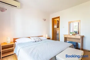 Apartments Jozic - Image 3