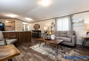 Sadler Suite - Image 2