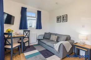 429 Norton Park - Image 4