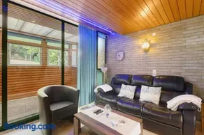 Haus am See - Image 1