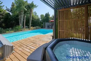 Le Pigeonnier gîte privé avec piscine chauffée et abri, climatisé en pleine nature - Image 2