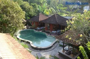 Padangbai Beach Homestay - Image 2
