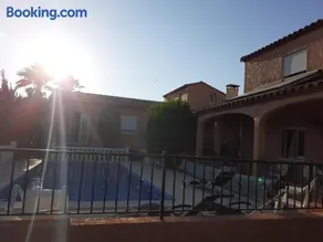 villa avec piscine privée - Image 2