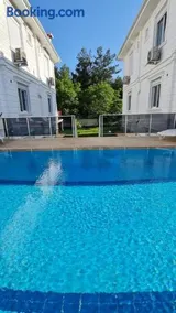 Sakin bir muhit, merkeze yakın tatil köyü, VİLLA - Image 2