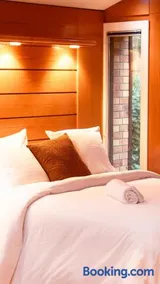Premium Spa Chalet - Sauna & Jacuzzi - 20min Paris - Image 1