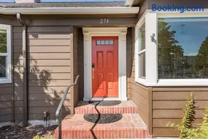 Sq Urban Retreat - Image 1