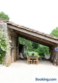 VESTIGES, ancien corps de ferme rénové selon l'esprit wabi-sabi - Image 2