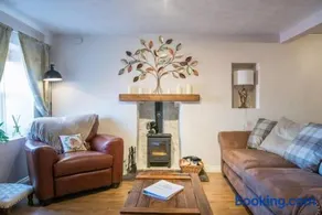 Country Nest - Image 2