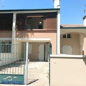 Residence Mediterraneo 2 Lido delle Nazioni - Image 1