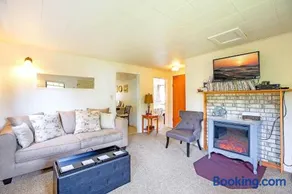 You Won't Be Crabby After Staying Here - Image 1