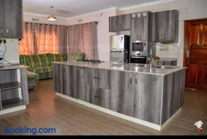 Tranquil villa - Image 2