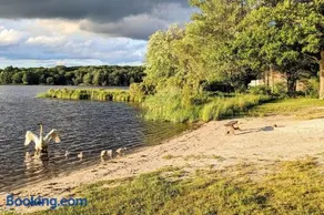 KidApproved PrivateLake&Beach FencedYardKalahari - Image 4