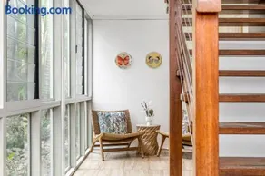 Jimmy's Beach House - Image 3