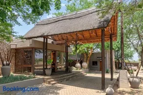 Zebula Boutique Hotel - Image 2