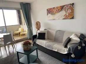 Studio rénové avec vue magique - Image 4