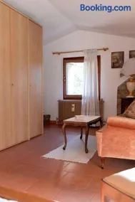 Montello Hill apartment - Image 1