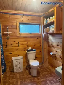 Quiet Cabin on Center Pond - Image 4