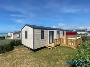 Chalet Bord de Mer - Image 1