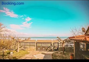 Κatakolo Luxury Seaside House & Garden - Image 1