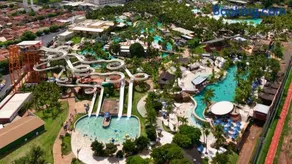 Hot Beach Suites - Image 4