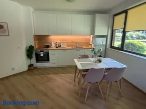 Evergreen Rhodope Retreat - Image 2