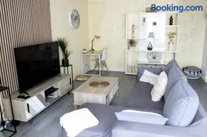 Cosy Appart - Proche Eurexpo - Balcon - Parking - Spacieux T2 - Image 5