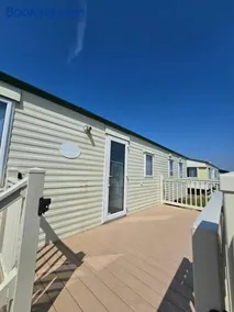 FI005 Loomy Escapes Caravan at St Osyth Beach Essex - Image 5