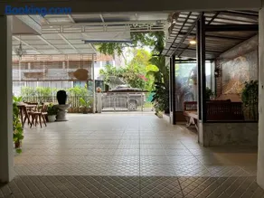 Baan Khunsri Guesthouse - Image 4