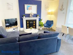 Sail Away Coastal Apartment Near Beach Parking Included Pet Friendly - Image 2
