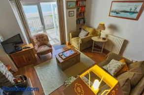 APPLEDORE GANNETS NEST 3 Bedrooms - Image 4