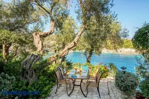 Aglaia Villa - Image 1