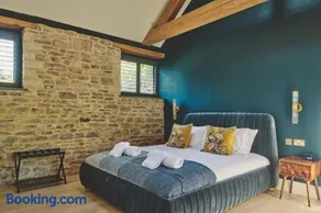 The Suite - Image 4