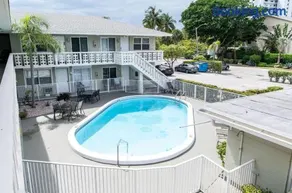 Coastal Ocean Breeze Escape - Image 1