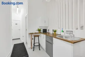 The Cosy Rooms - London City - Image 2