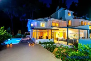 Muses Villas Resort - Image 1